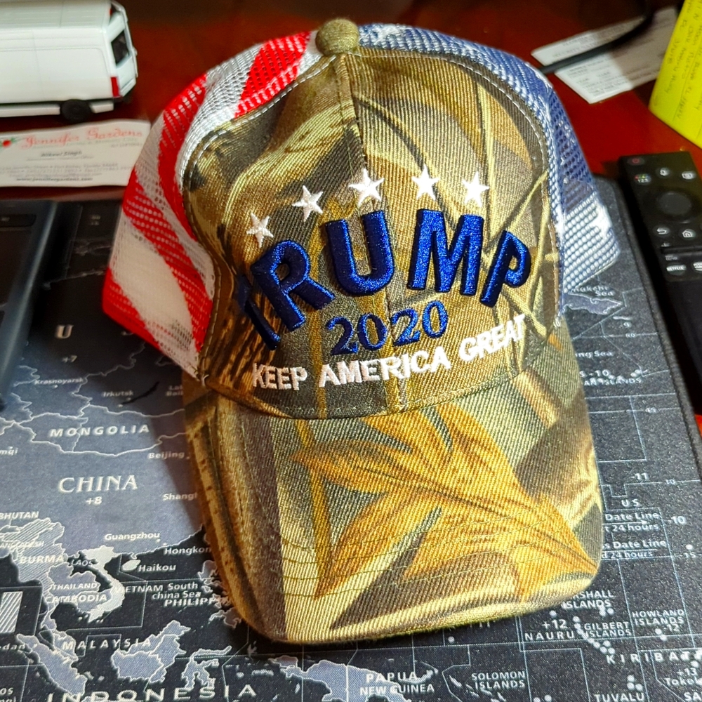 Camo Trump hat